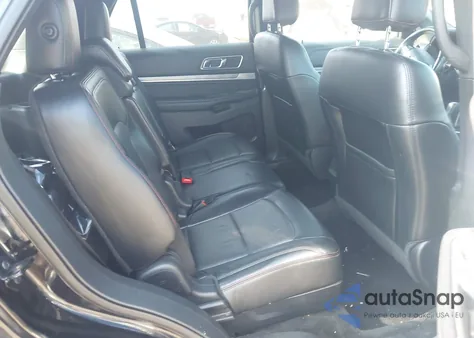 2016 Ford Explorer Sport z USA, uszkodzony, nr VIN 1FM5K8GT2GGC49590